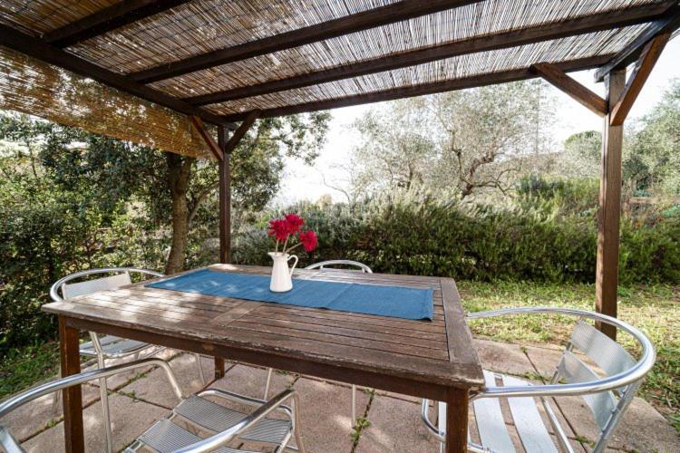 Ferienwohnung La Baia Di Bagnaia Portoferraio Exterior foto